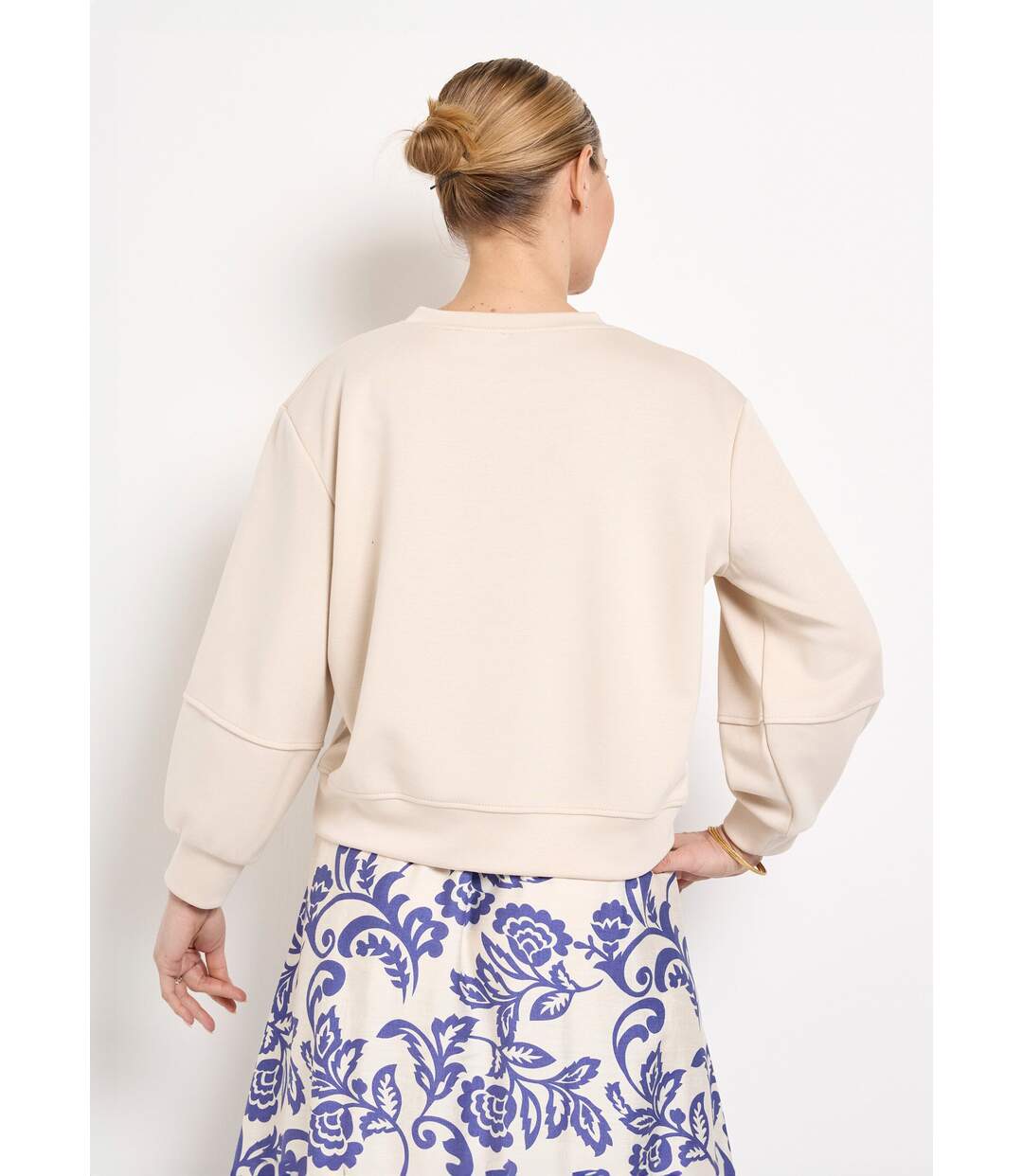 Sweat court col rond en maille douce-2