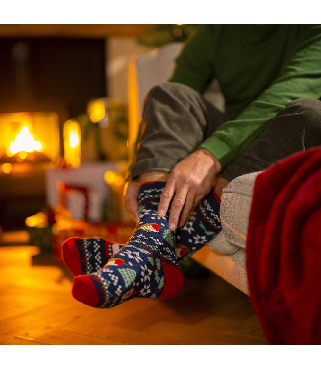 3 Pairs Mens Novelty Christmas Thermal Socks-5
