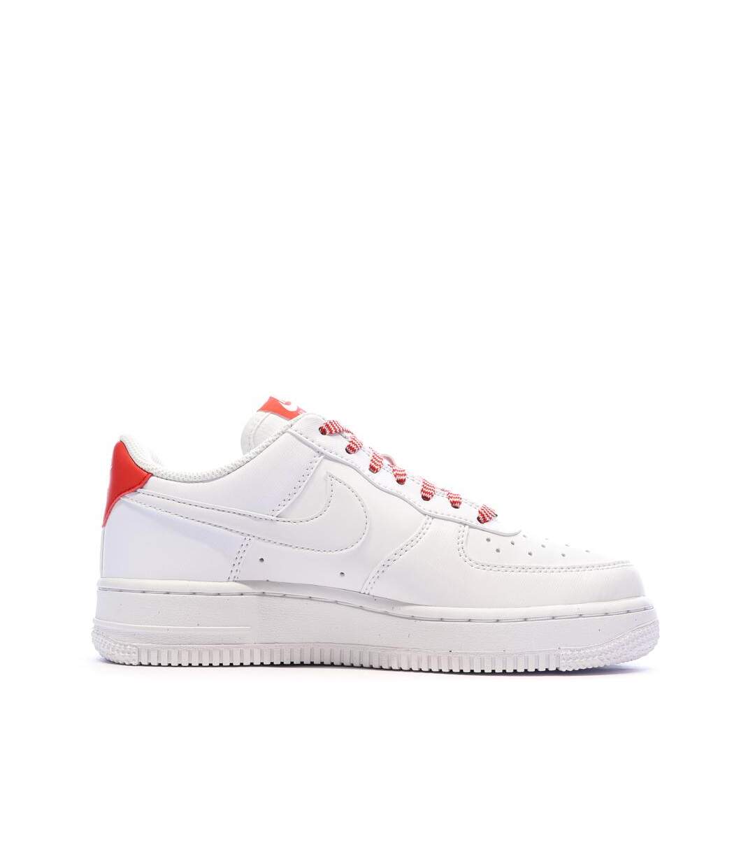 Baskets blanches/rouge mixte nike air force 1 07-2
