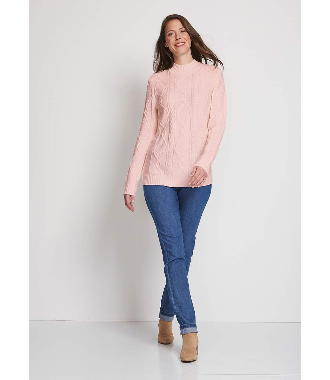 Pull chaud court col montant torsades-4