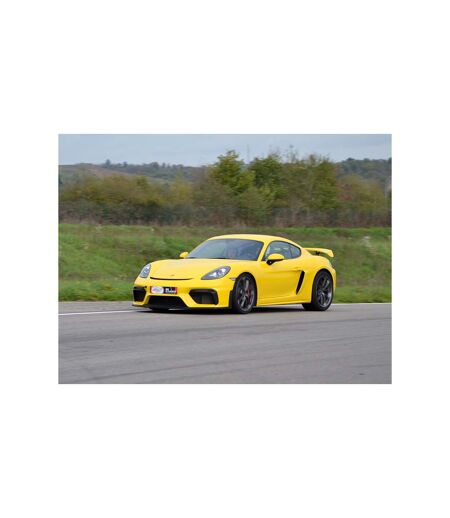 Pilotage d’une Porsche GTA 4 Clubsport pendant 3 tours sur le circuit Château-Gaillard - SMARTBOX - Coffret Cadeau Sport & Aventure