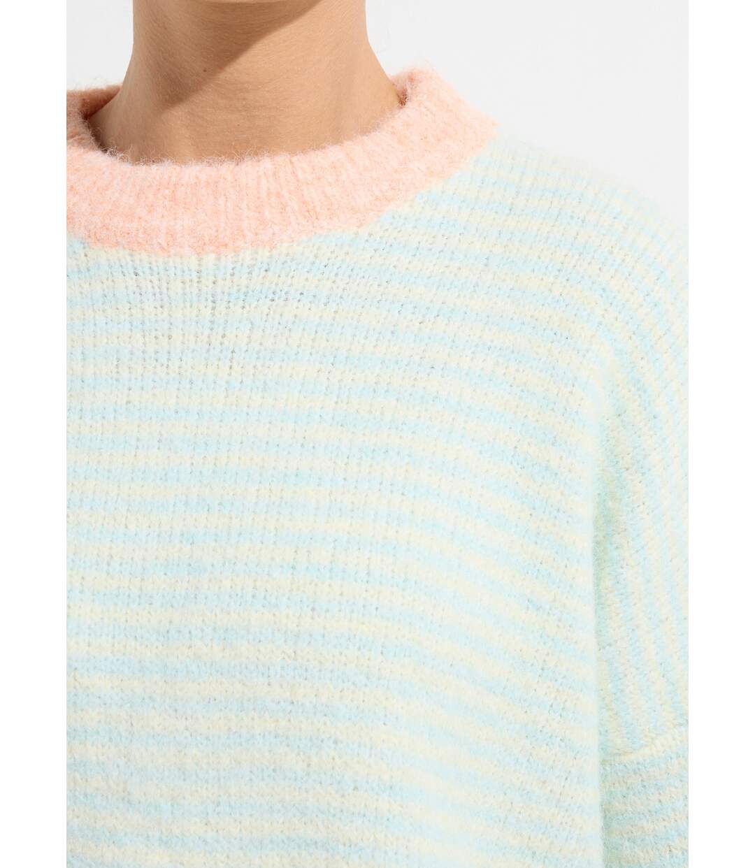 Pull duveteux rayé pastel forme loose-4