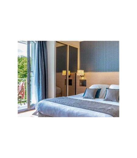 Parenthèse bien-être en hôtel 4* à Deauville avec modelage et accès au spa - SMARTBOX - Coffret Cadeau Séjour