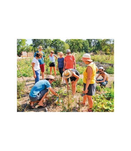 Atelier écologique de permaculture et visite guidée d'une ferme à Montpellier - SMARTBOX - Coffret Cadeau Sport & Aventure
