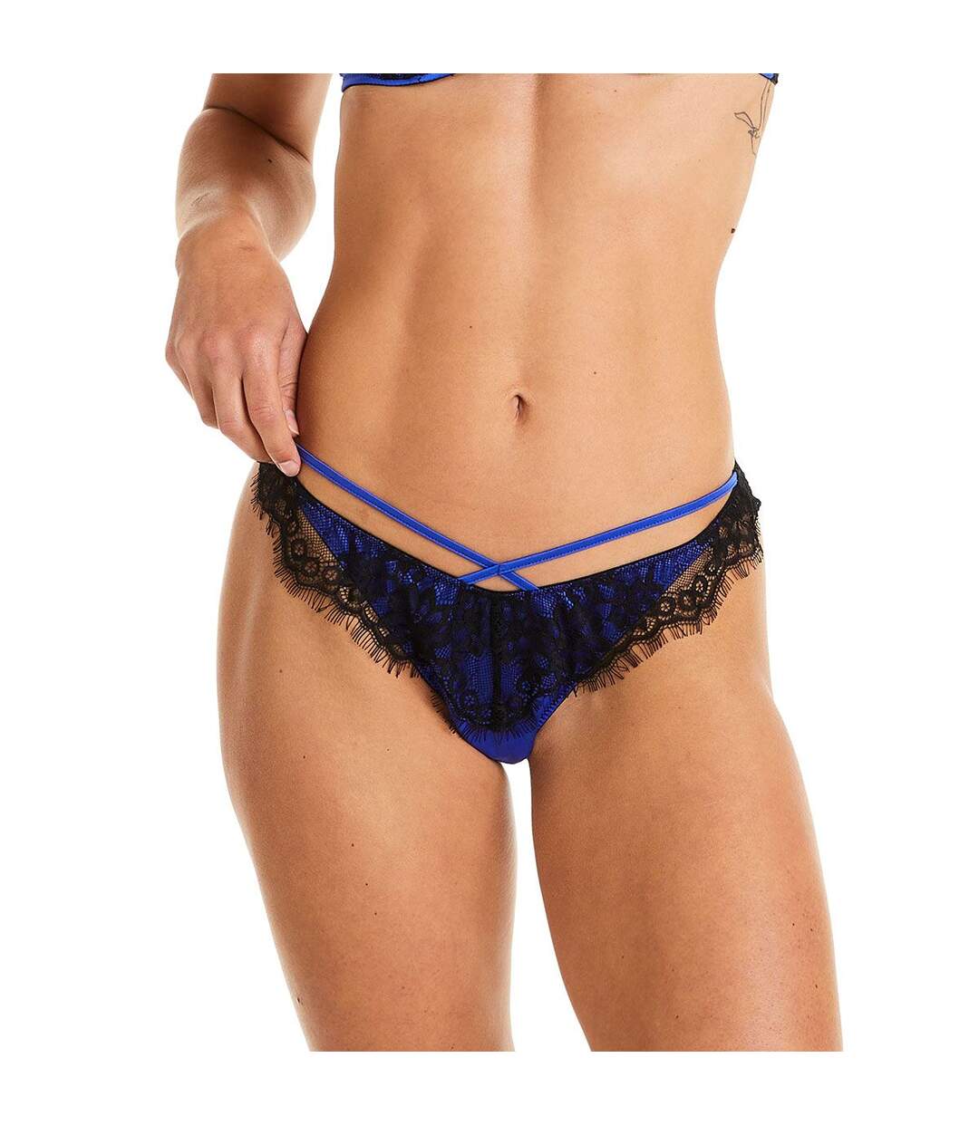 Tanga brésilien bleu Illégal