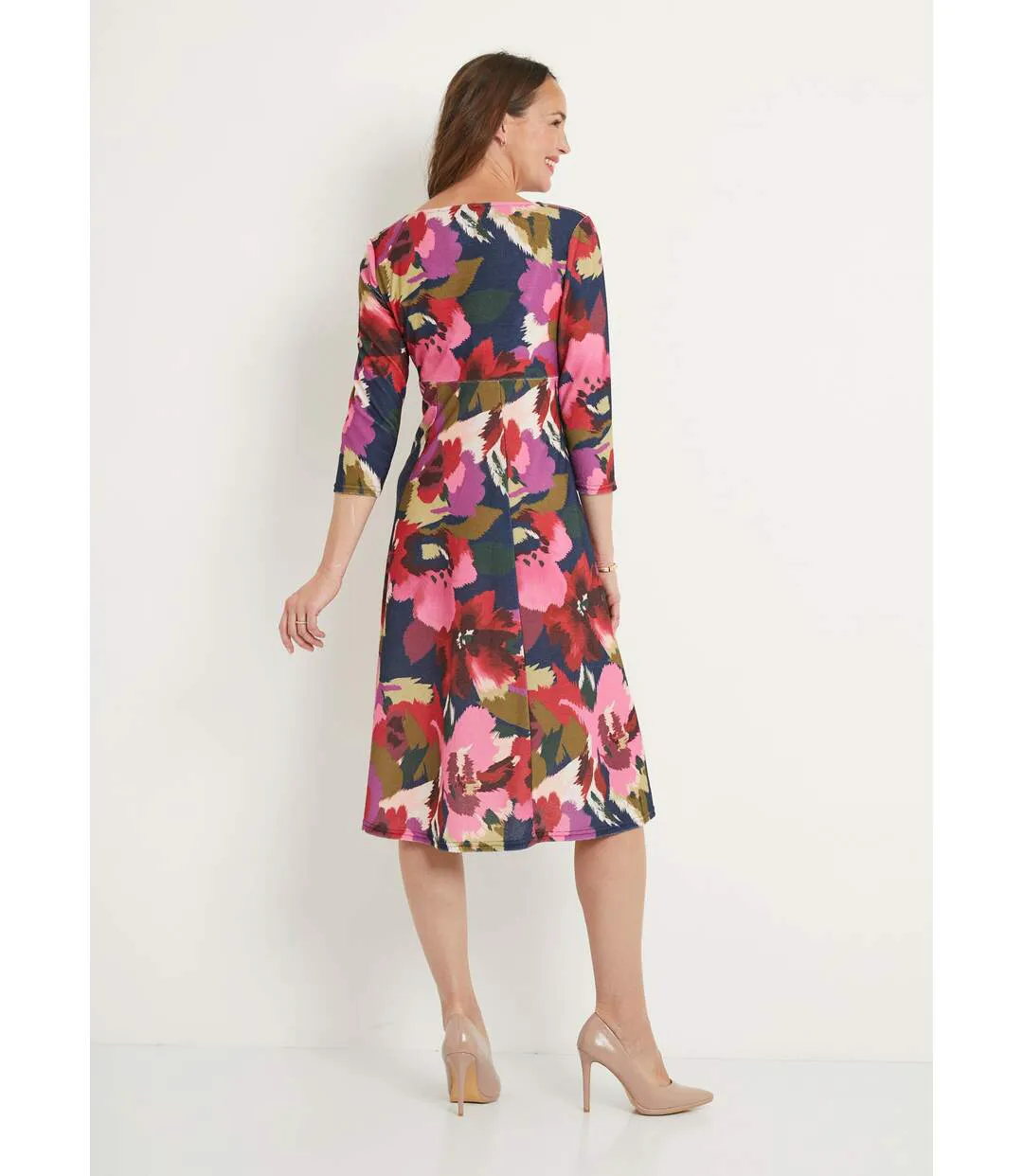 Robe cache-coeur courte imprimée manches 3/4-2
