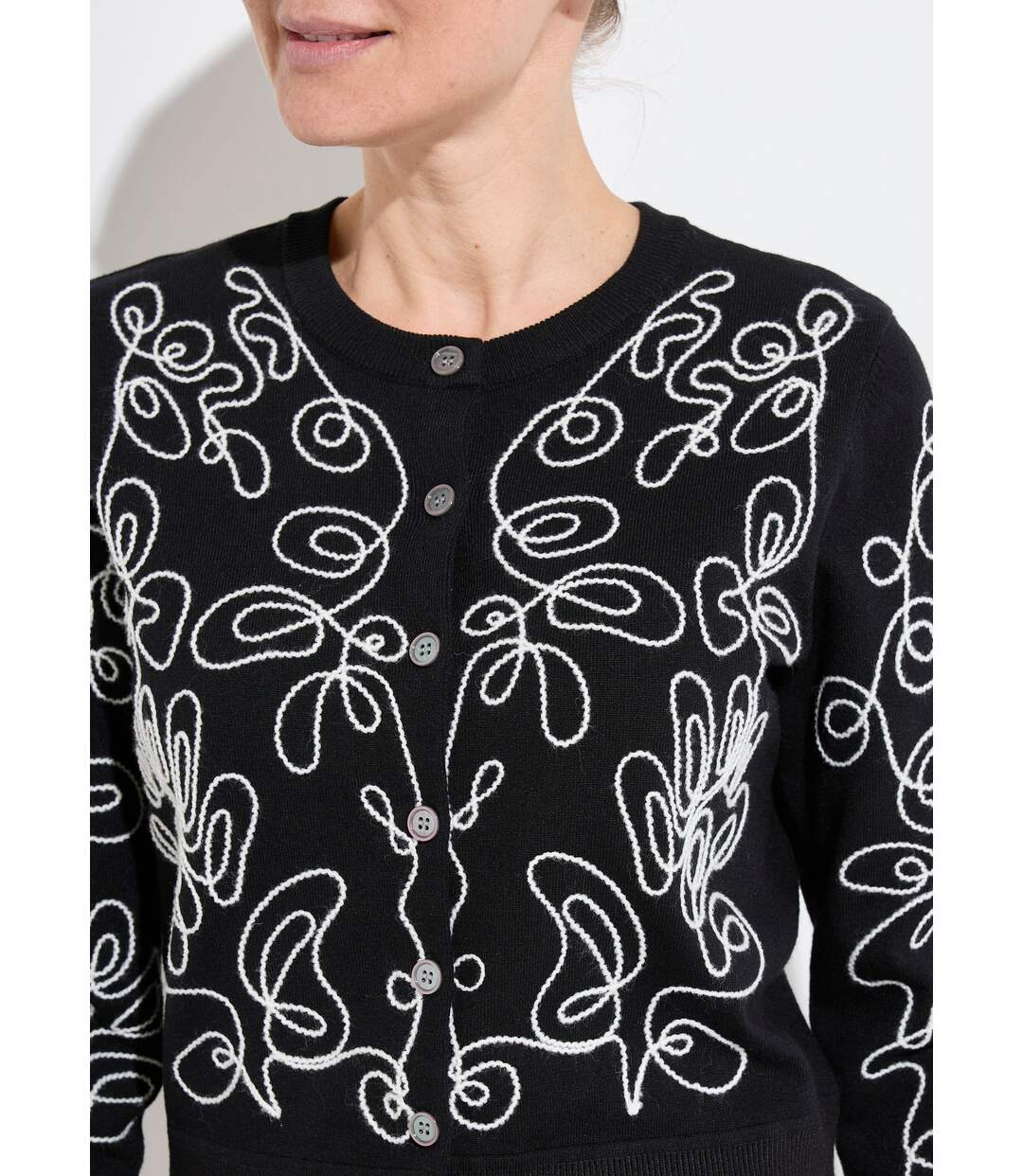Gilet cardigan boutonné court brodé-4