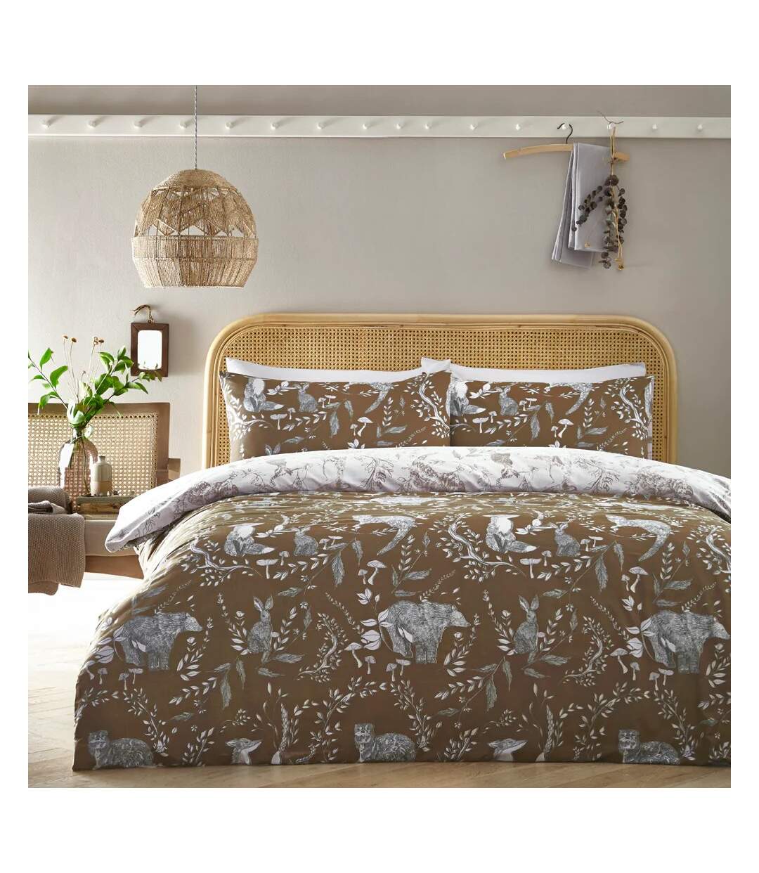 Buckthorn woodland duvet cover set amber Furn-1