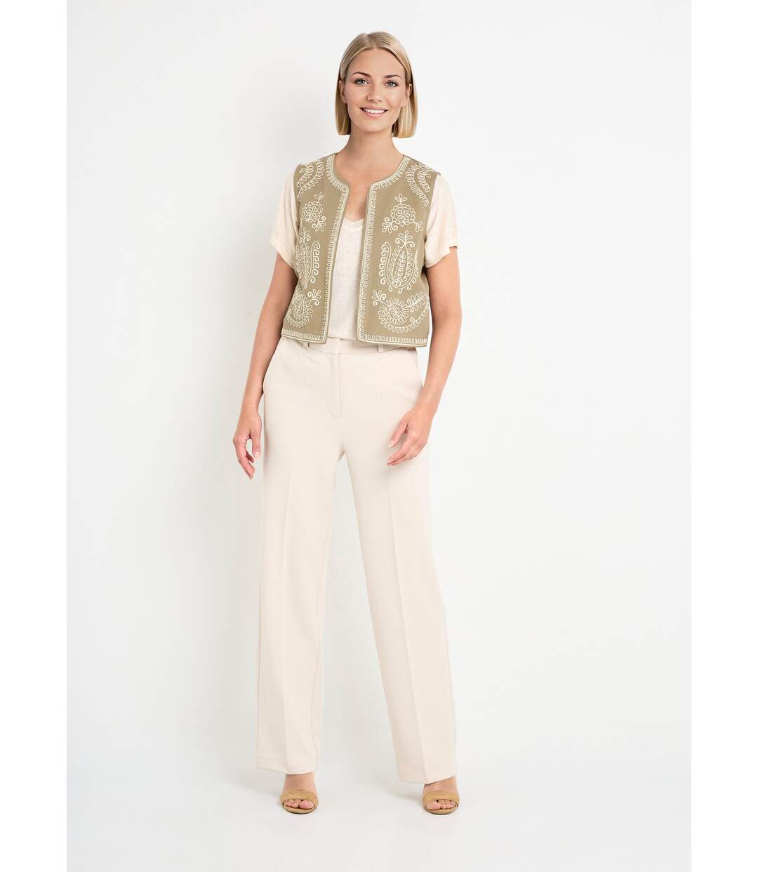 Gilet sans manches brodé style scandinave-3