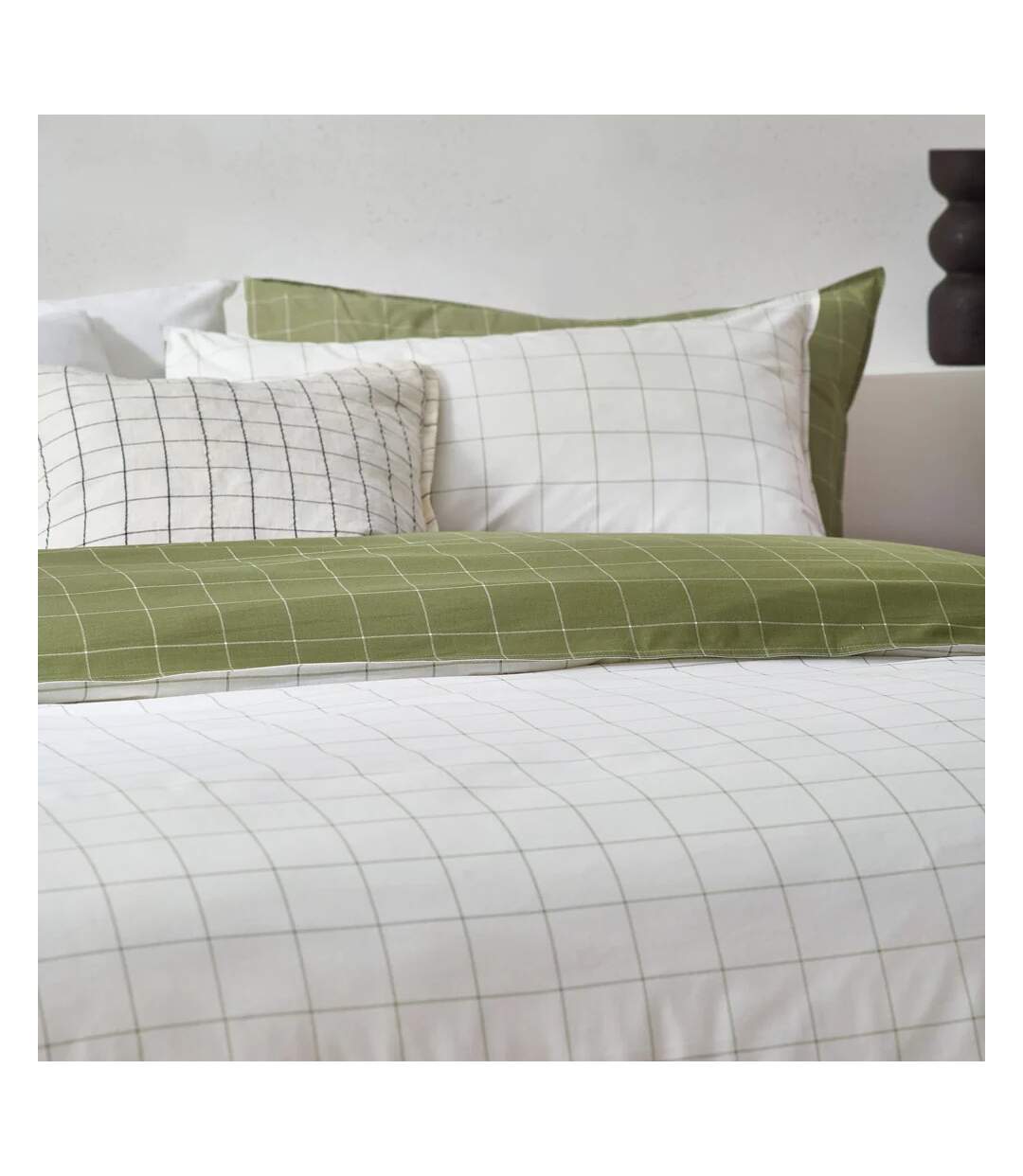 Howarth reversible checked duvet cover set moss/natural Yard-3