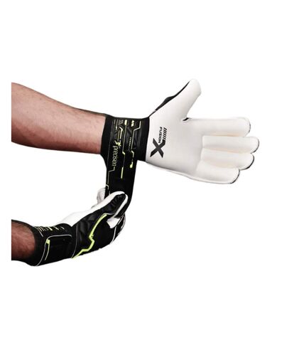 Unisex adult fusion x pro giga roll finger goalkeeper gloves black/fluorescent yellow Precision