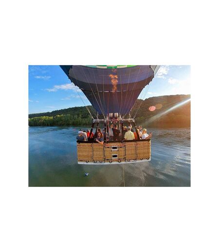 Vol en montgolfière pour 2 personnes dans le parc du Vexin en semaine - SMARTBOX - Coffret Cadeau Sport & Aventure