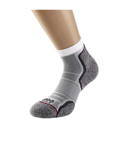 1000 Mile Mens Run Ankle Socks (White/Gray) - UTRD890