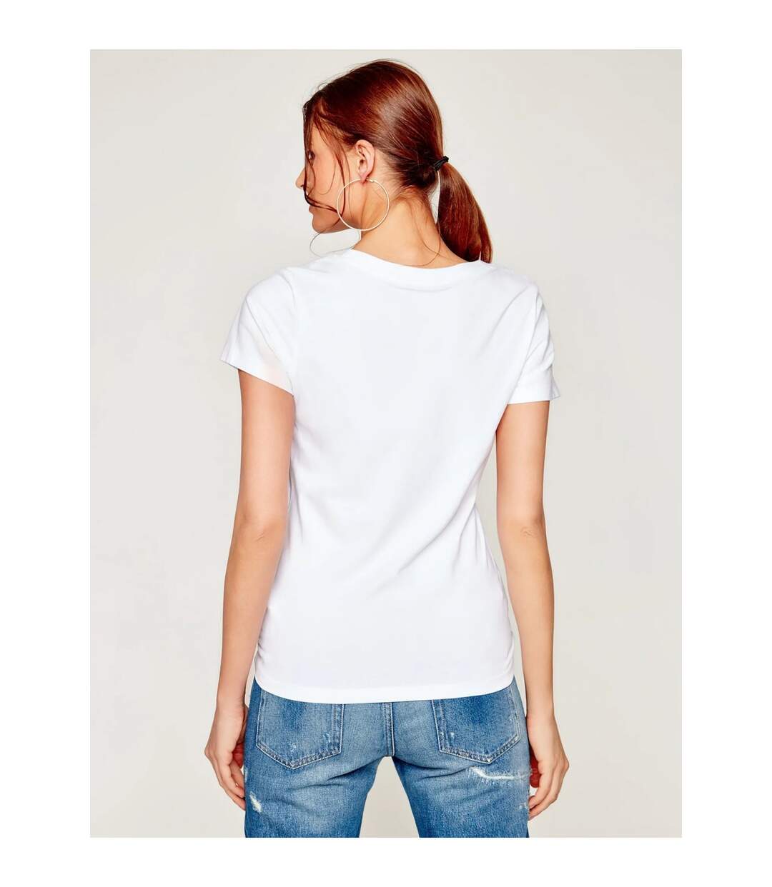 Tee shirt iconique col V  -  Calvin klein - Femme-3