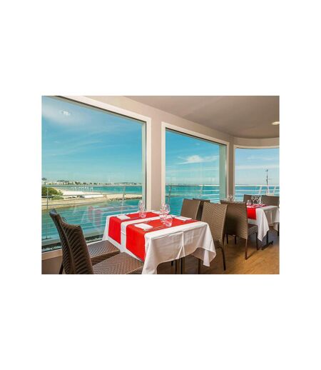 Repas gastronomique 4 plats avec champagne en bord de mer à La Baule - SMARTBOX - Coffret Cadeau Gastronomie