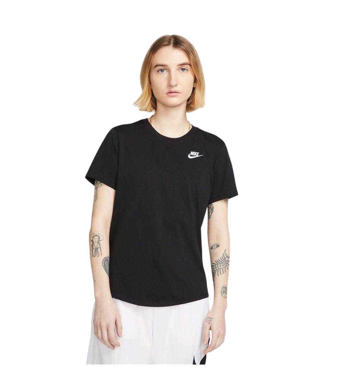 T-shirt Club Femme Noir Nike-1