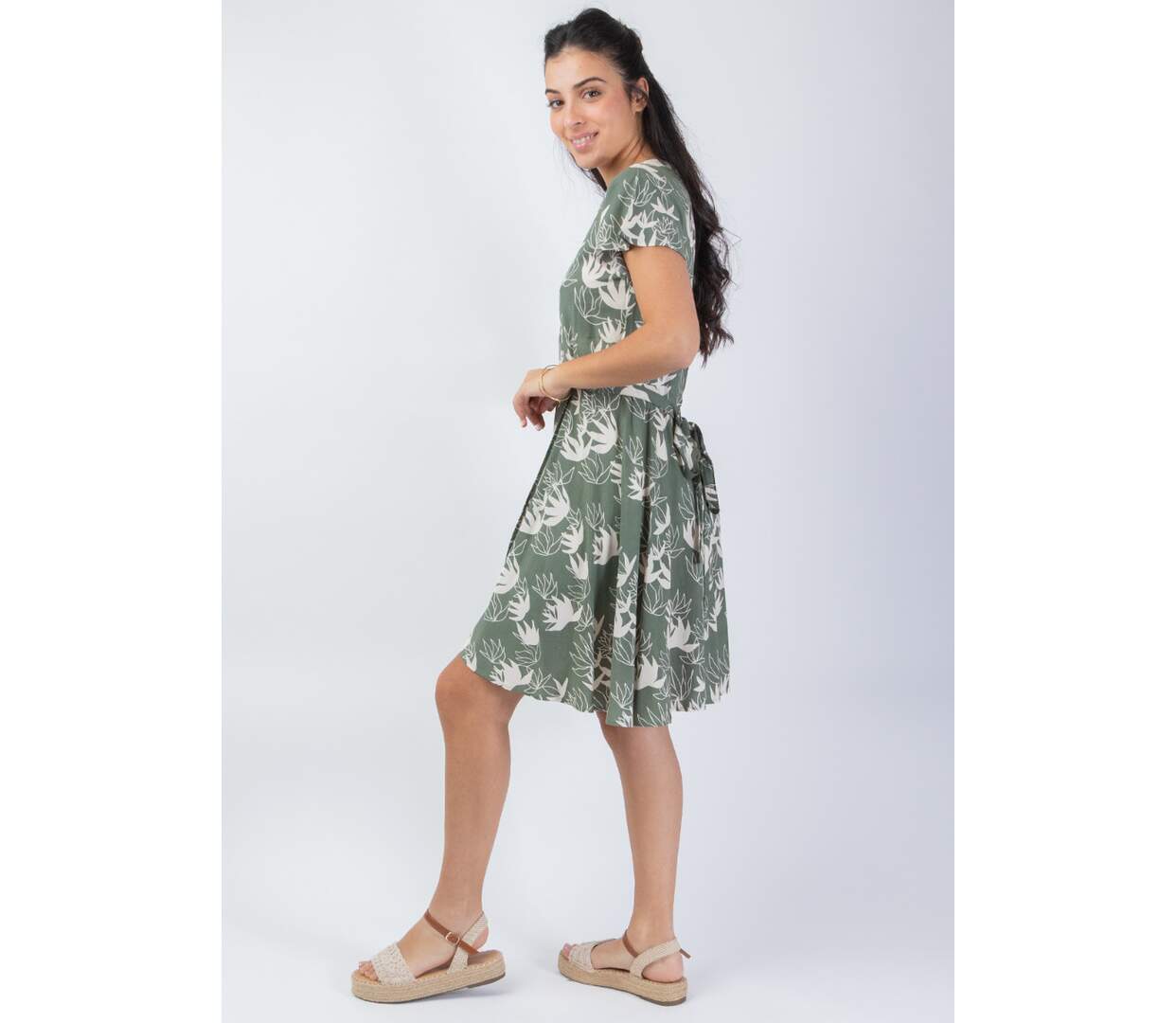 Robe courte encolure cache-cœur MARIKA motif fleur de lotus Coton Du Monde-3