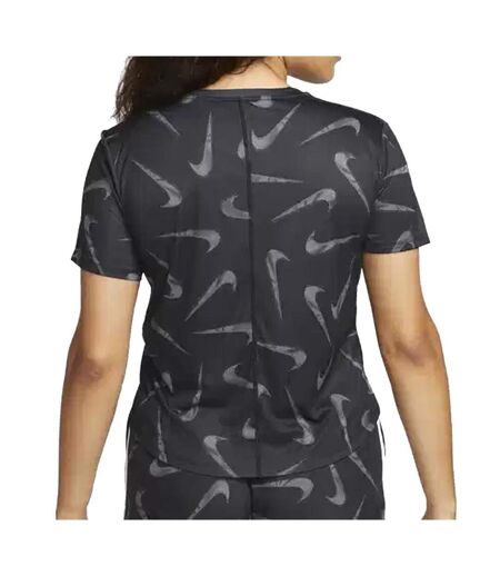 T-shirt Noir Femme Nike Swoosh - M