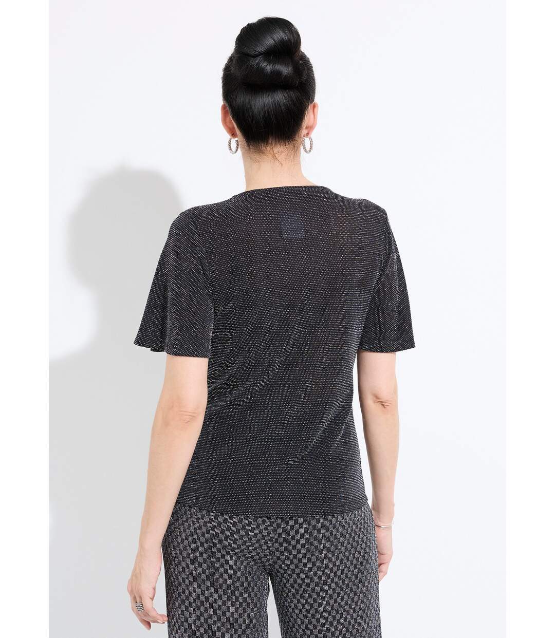 T-shirt brillant manches courtes col rond bijou-2