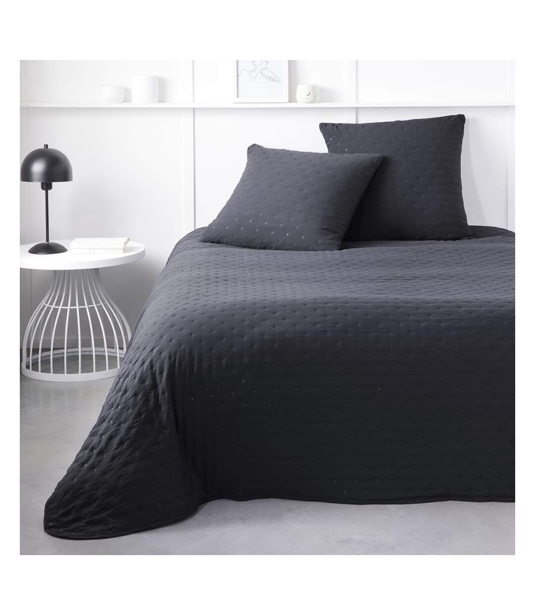 Couvre lit noir + 2 taies d'oreiller today 240x220-1
