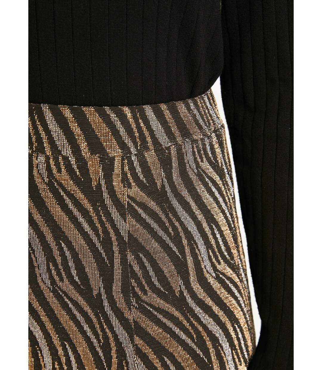 Jupe évasée mi longue maille brilante jacquard-5