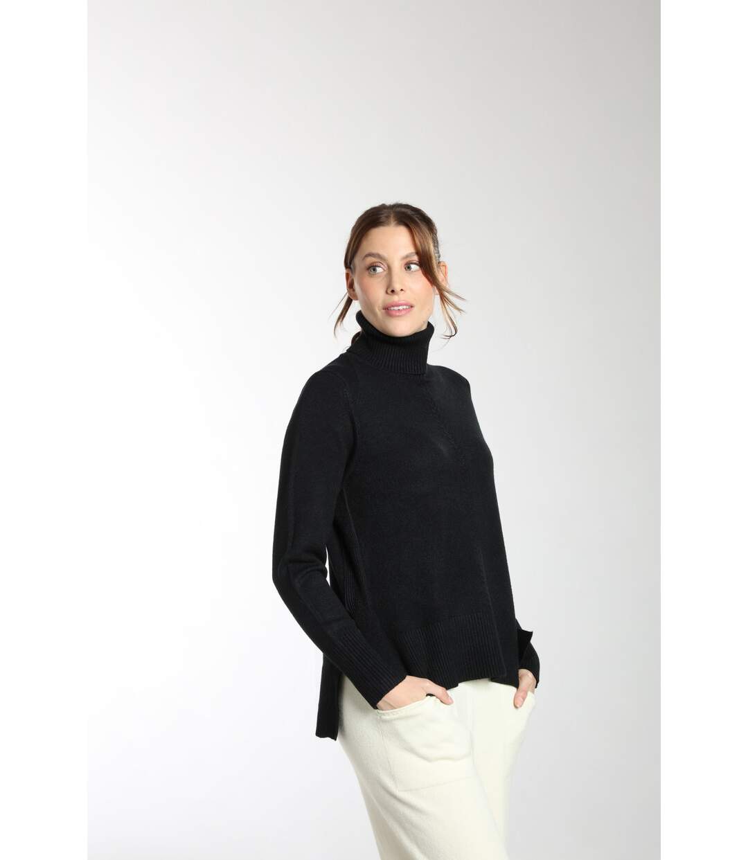 Pull Mina  | Gerard Pasquier-2