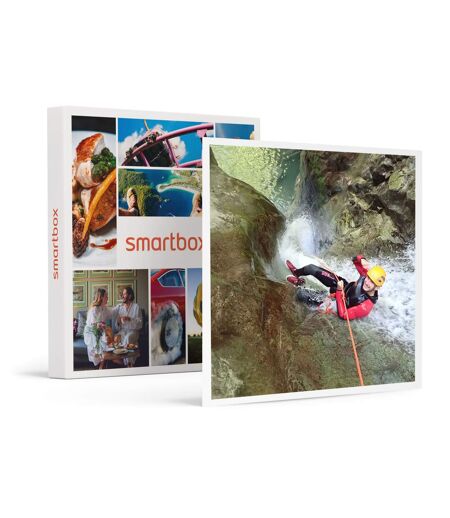 Session de canyoning de 6h près de Lyon - SMARTBOX - Coffret Cadeau Sport & Aventure