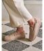 Isotoner Chaussons Charentaises femme microvelours semelle ergonomique, mousse à mémoire forme-2