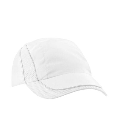 Coolmax Mesh Panel Cap White Beechfield