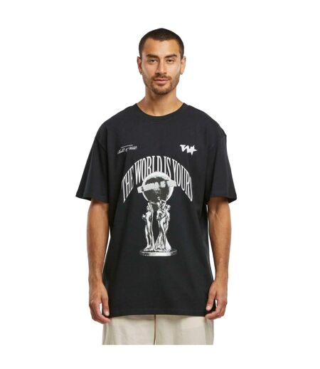 Noir Mister Tee