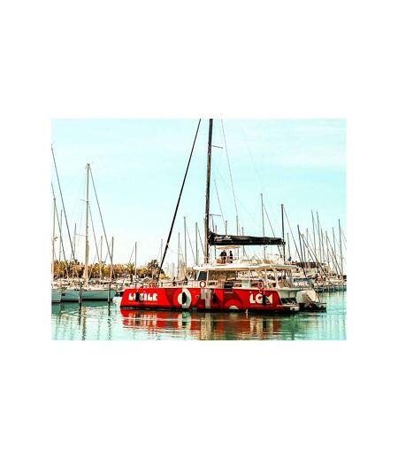 Sortie en catamaran de 2h près de Montpellier - SMARTBOX - Coffret Cadeau Sport & Aventure