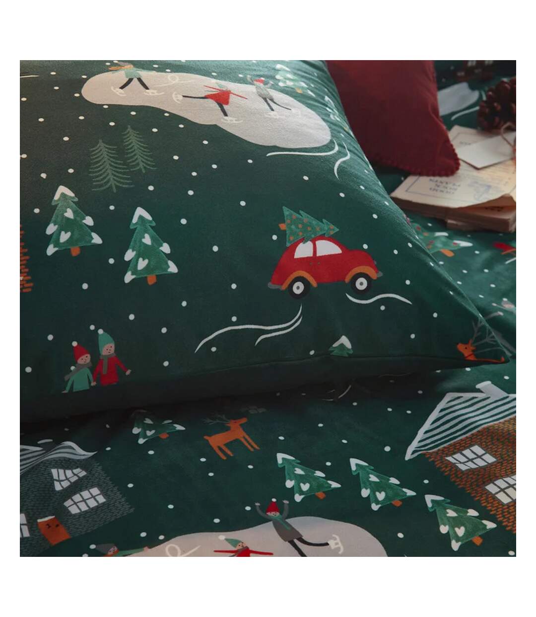 Winter pines fleece duvet cover set pine green Furn-2