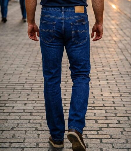 CHALLENGER M759 — Jean 5 poches bleu denim stone : le confort extensible au quotidien