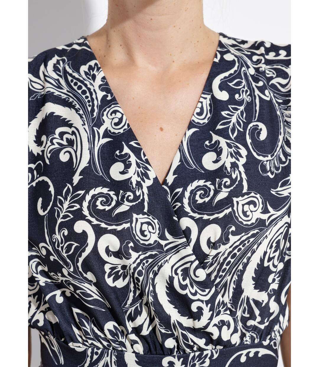 Robe longue cache-coeur taille élastiquée-3
