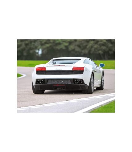 Passion pilotage : conduite sur circuit au volant d’une Lamborghini - SMARTBOX - Coffret Cadeau Sport & Aventure