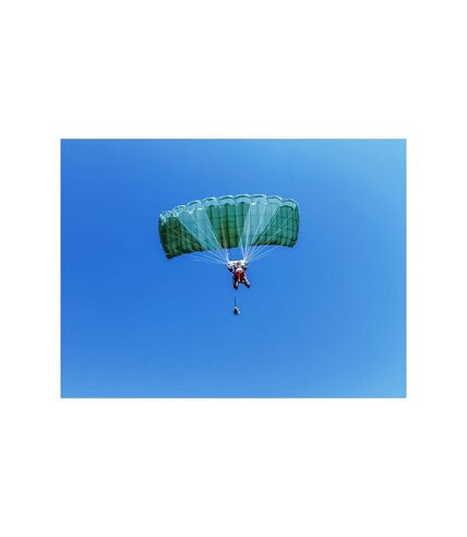 Saut en parachute avec moniteur au-dessus de la vallée de la Meuse - SMARTBOX - Coffret Cadeau Sport & Aventure