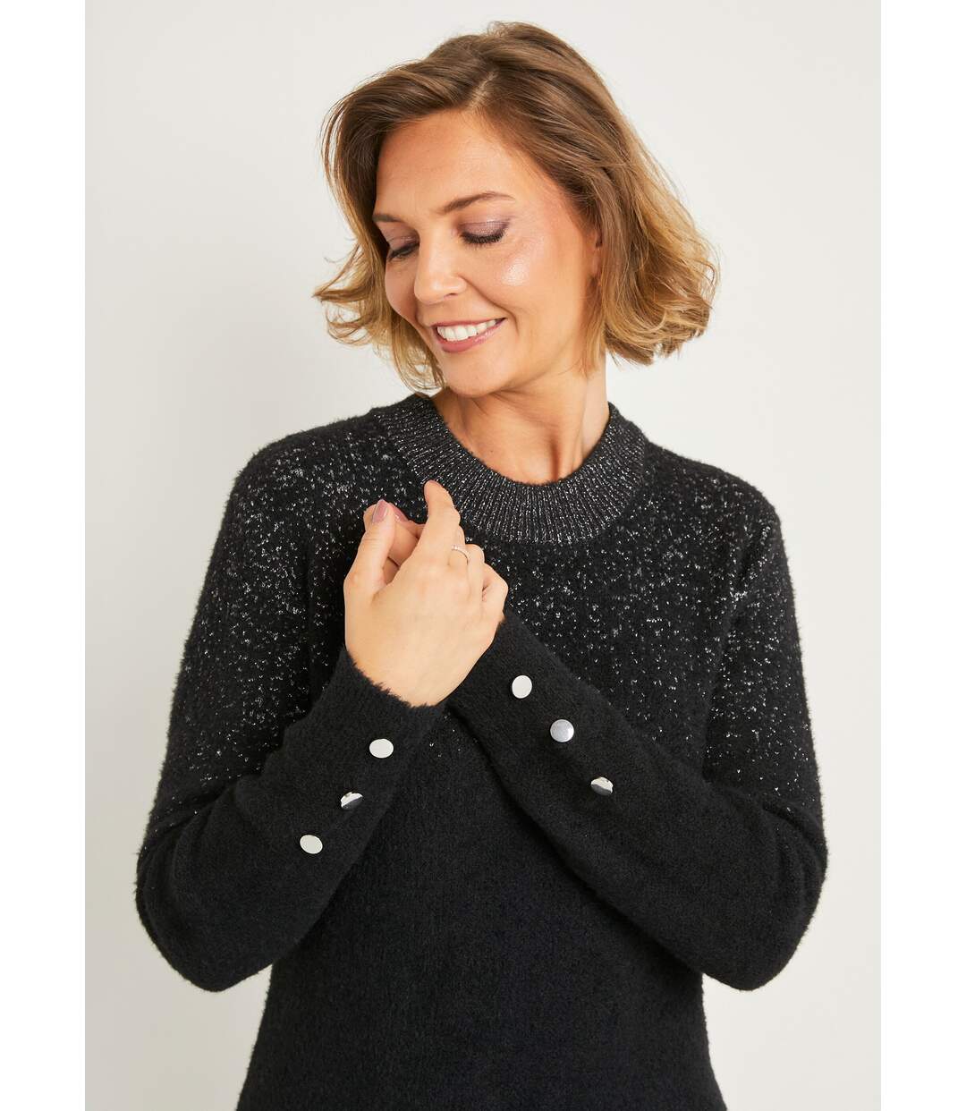 Robe pull courte brillante maille poilue-3