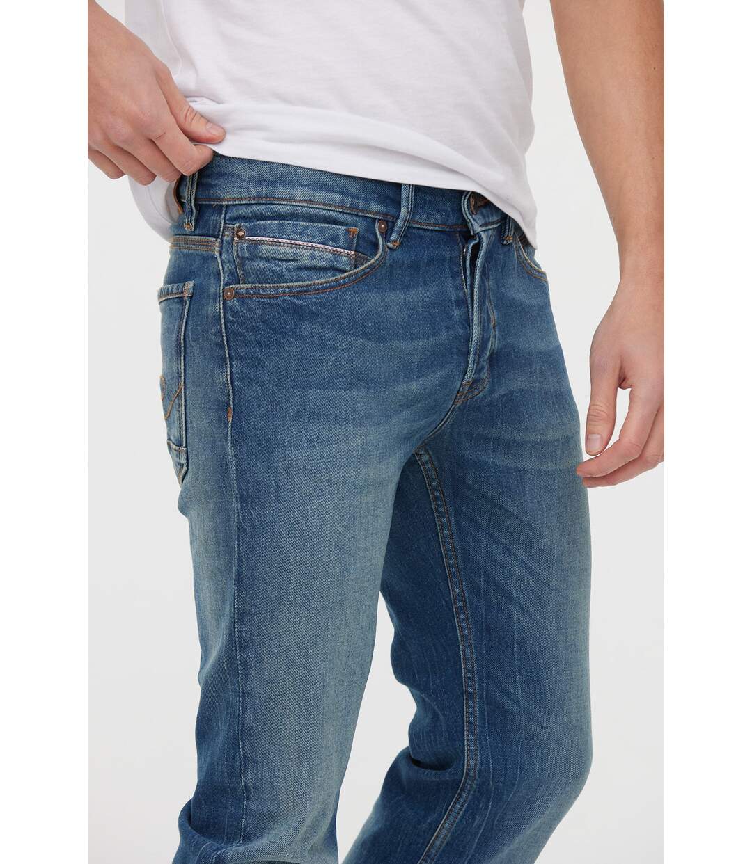 Jean LC122 Medium Blue Brushed L34-5