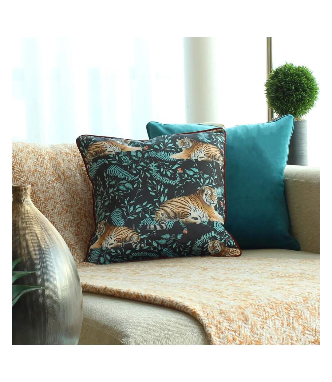 Tiwari tiger cushion cover one size black/orange/brown Paoletti