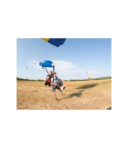 Saut en parachute avec moniteur pour 2 personnes - SMARTBOX - Coffret Cadeau Sport & Aventure