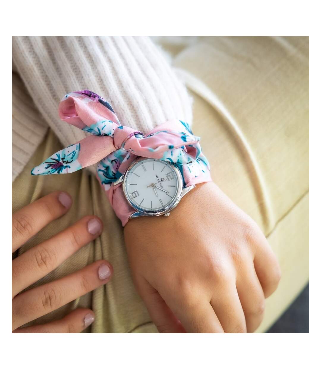 Irrésistible Montre Femme Foulard CHTIME