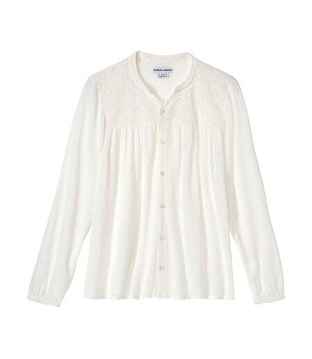 La Blouse Fluide à Broderies