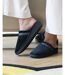 Isotoner Chaussons Mules femme microvelours mousse à mémoire forme talon 3,7 cm-2
