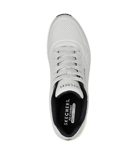 Baskets Uno Stand On Air Homme Gris Clair Skechers