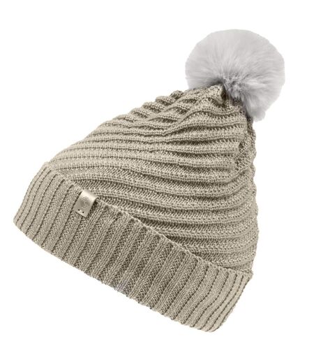 Isotoner Bonnet femme n'hésitez pas à compléter votre look avec les gants assortis.