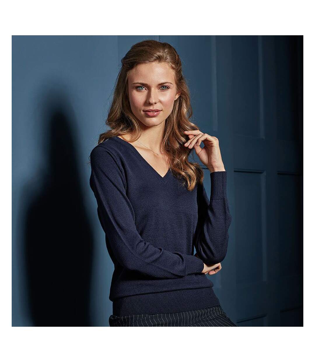 Pull à col en v femme bleu marine Premier-2