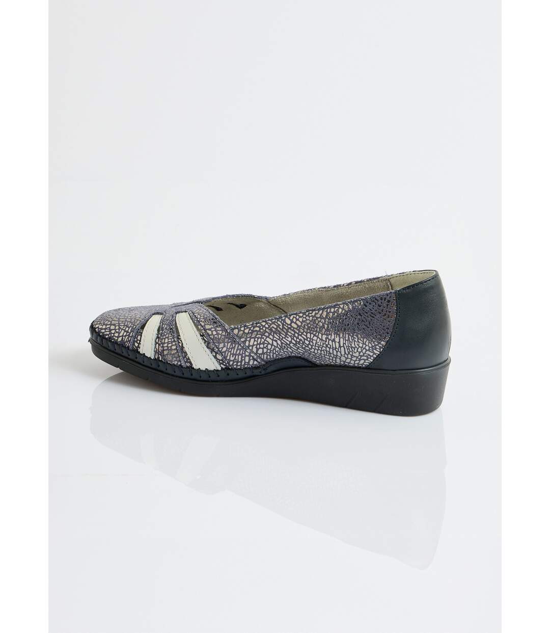 Mocassins compensés souples largeur confort cuir-2
