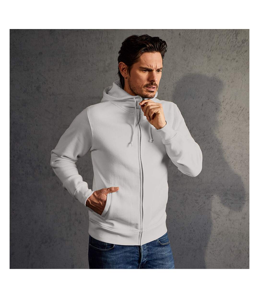 Veste sweat capuche zippée col haut Hommes promotion