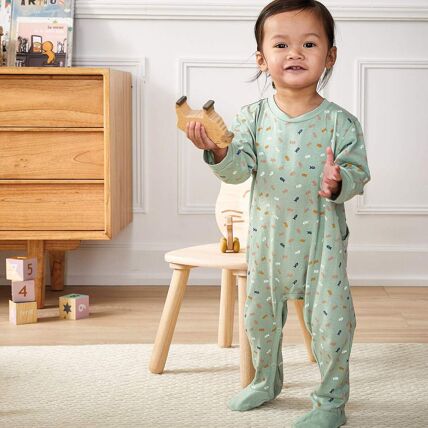 2 pyjamas