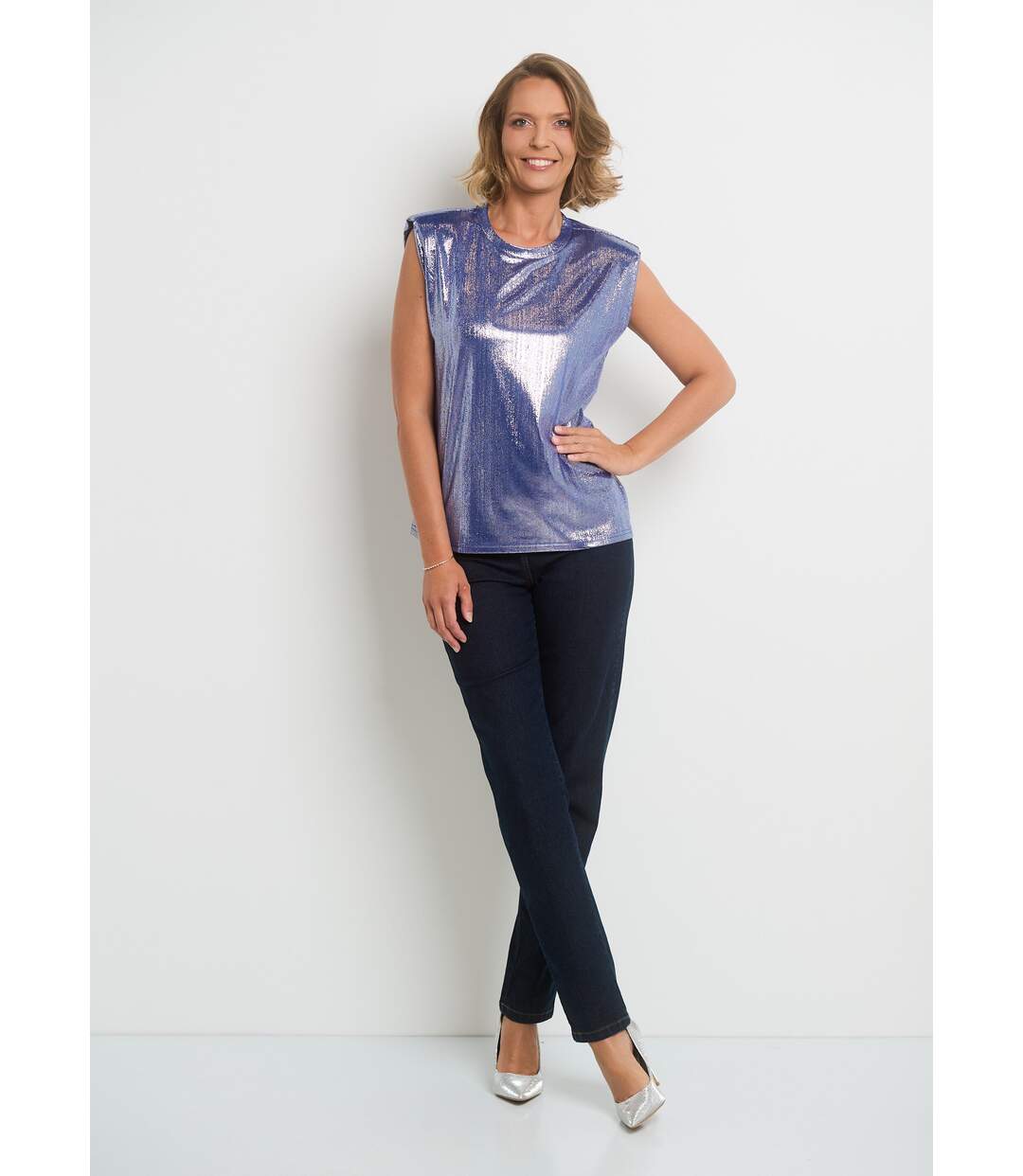 T-shirt métallisé sans manches col rond-3